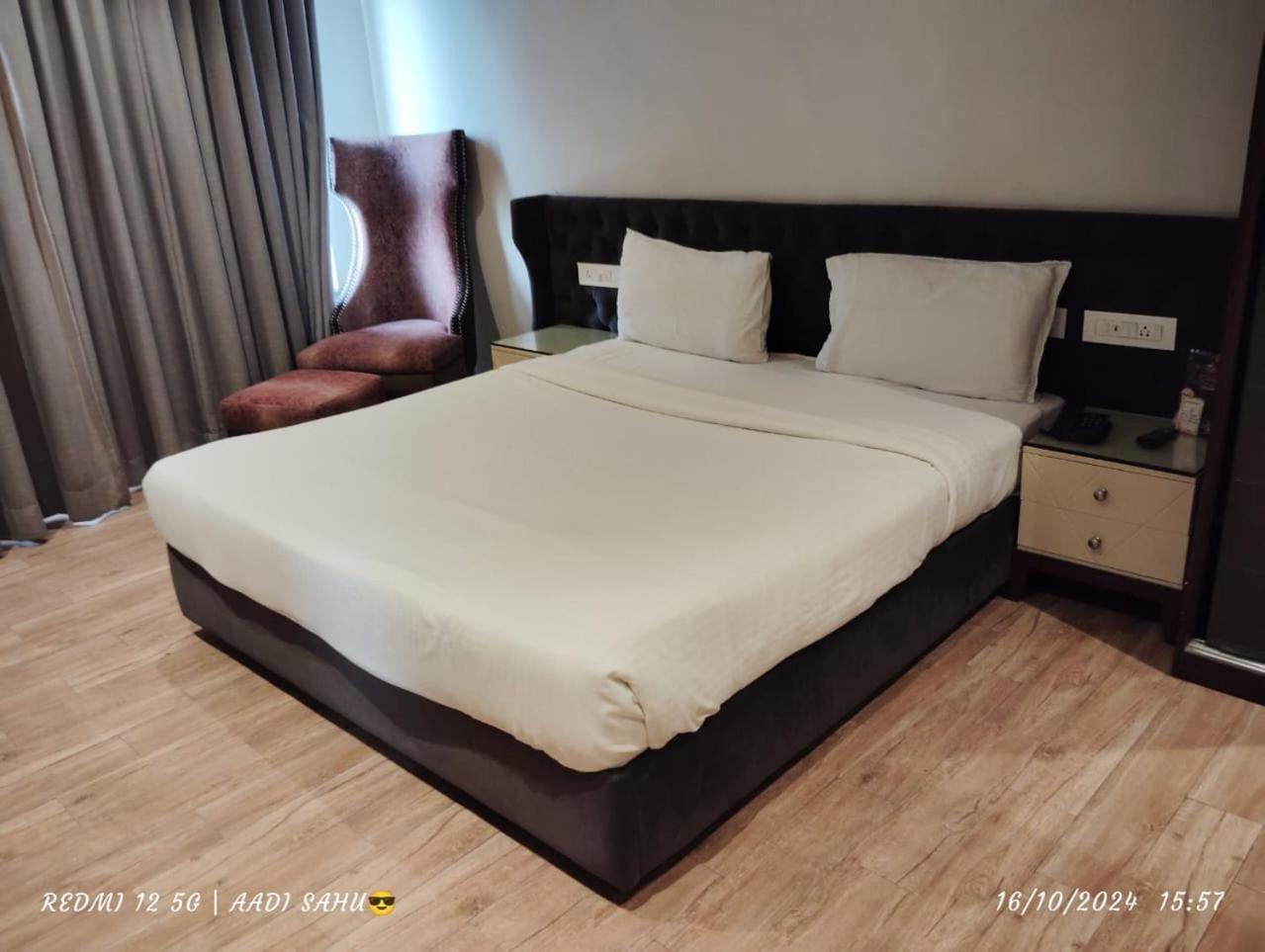 Hotel Accord Premier Raigarh Esterno foto