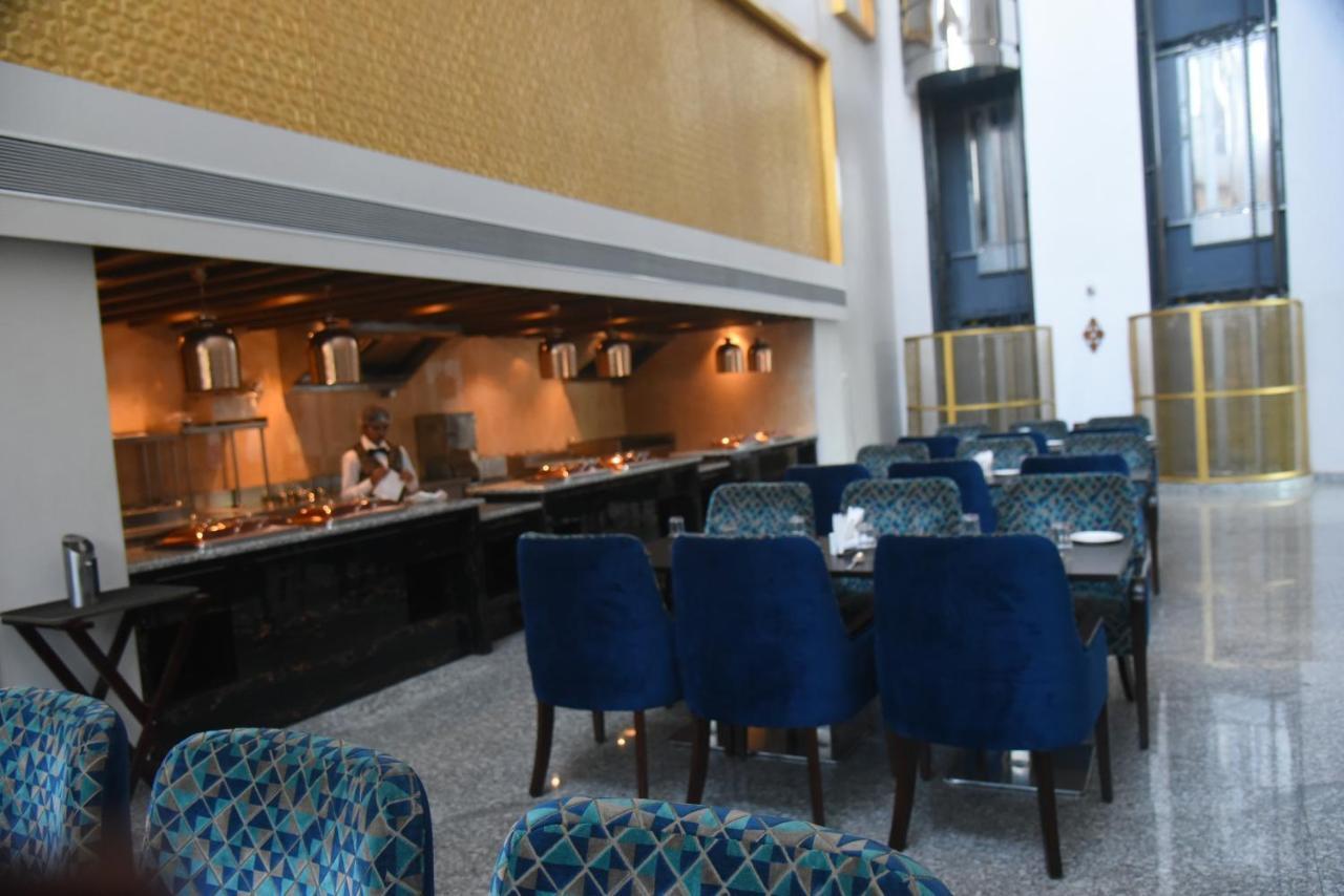 Hotel Accord Premier Raigarh Esterno foto